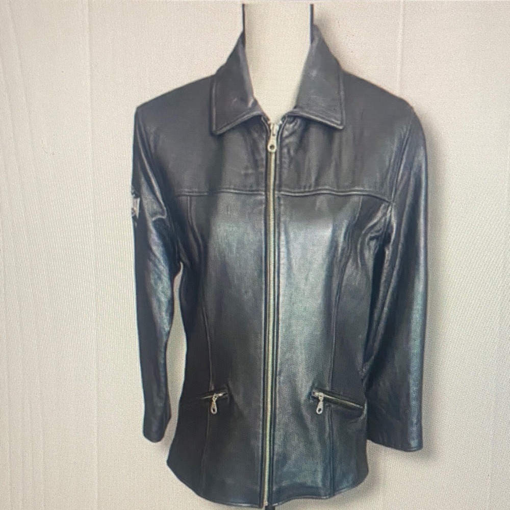 Vintage Excelled Women Leather Moto Jacket Classic Black Large
Carman Heart of